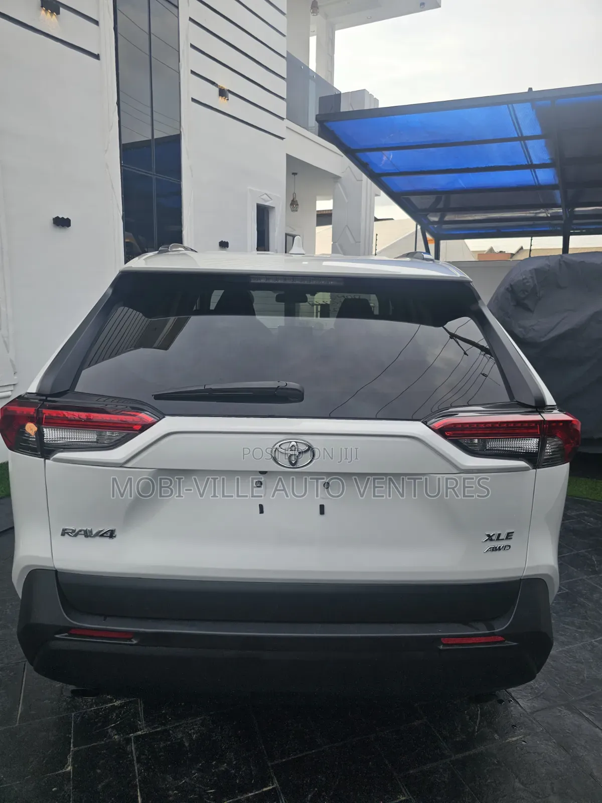 Toyota RAV4 2025 White