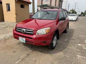 Toyota RAV4 1.8 2007 Red
