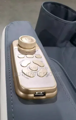 Executive Massage Chair With Bluetoothand Mobile Phone Charge.