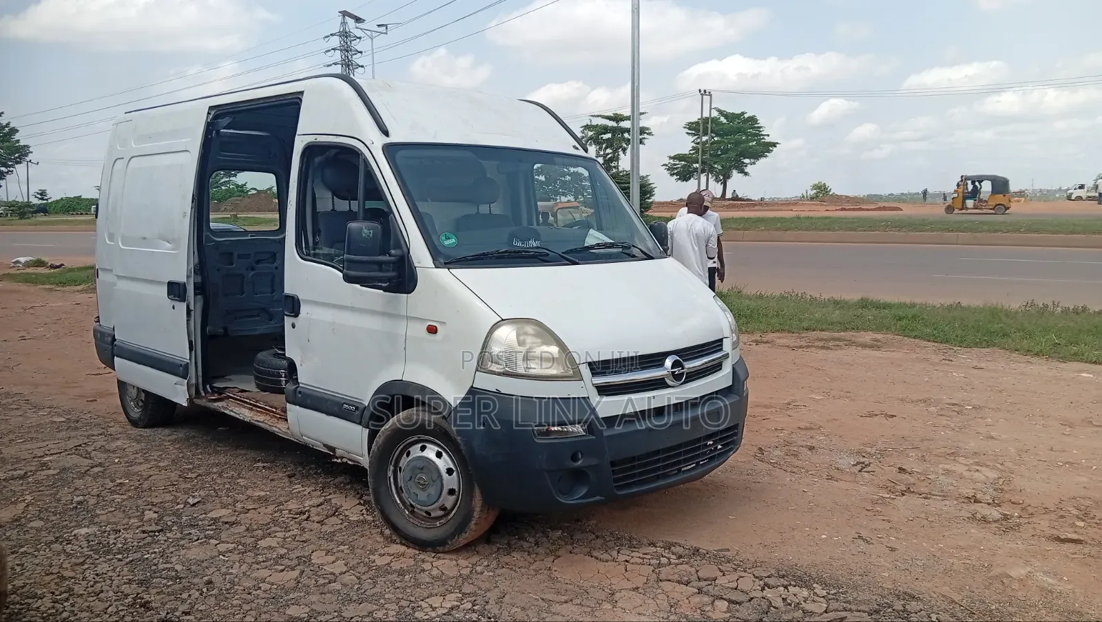 Opel Vivaro 2005 White
