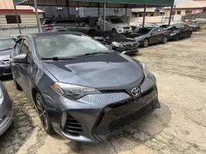 Toyota Corolla SE 4dr Sedan (1.8L 4cyl CVT) 2017 Blue