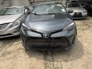 Toyota Corolla SE 4dr Sedan (1.8L 4cyl CVT) 2017 Blue