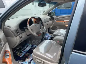 Toyota Sienna XLE 2007 Blue