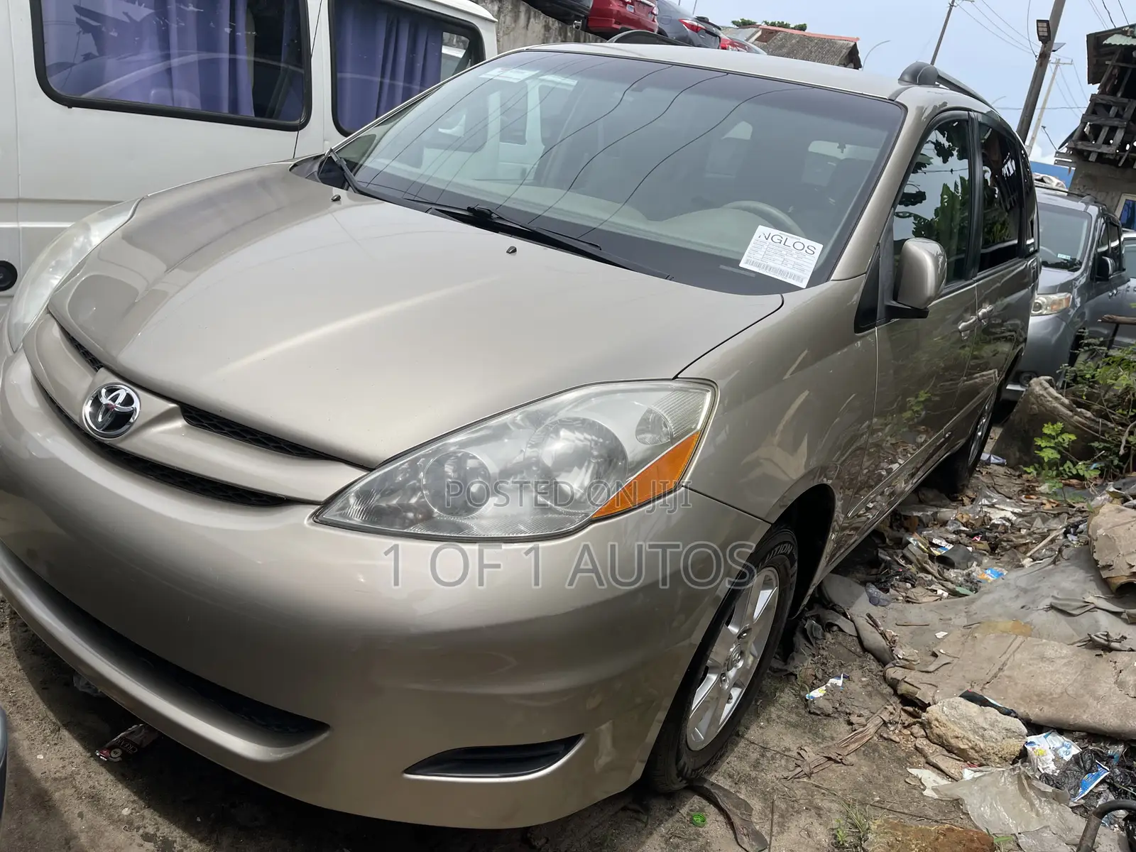 Toyota Sienna LE 4WD 2007 Gold