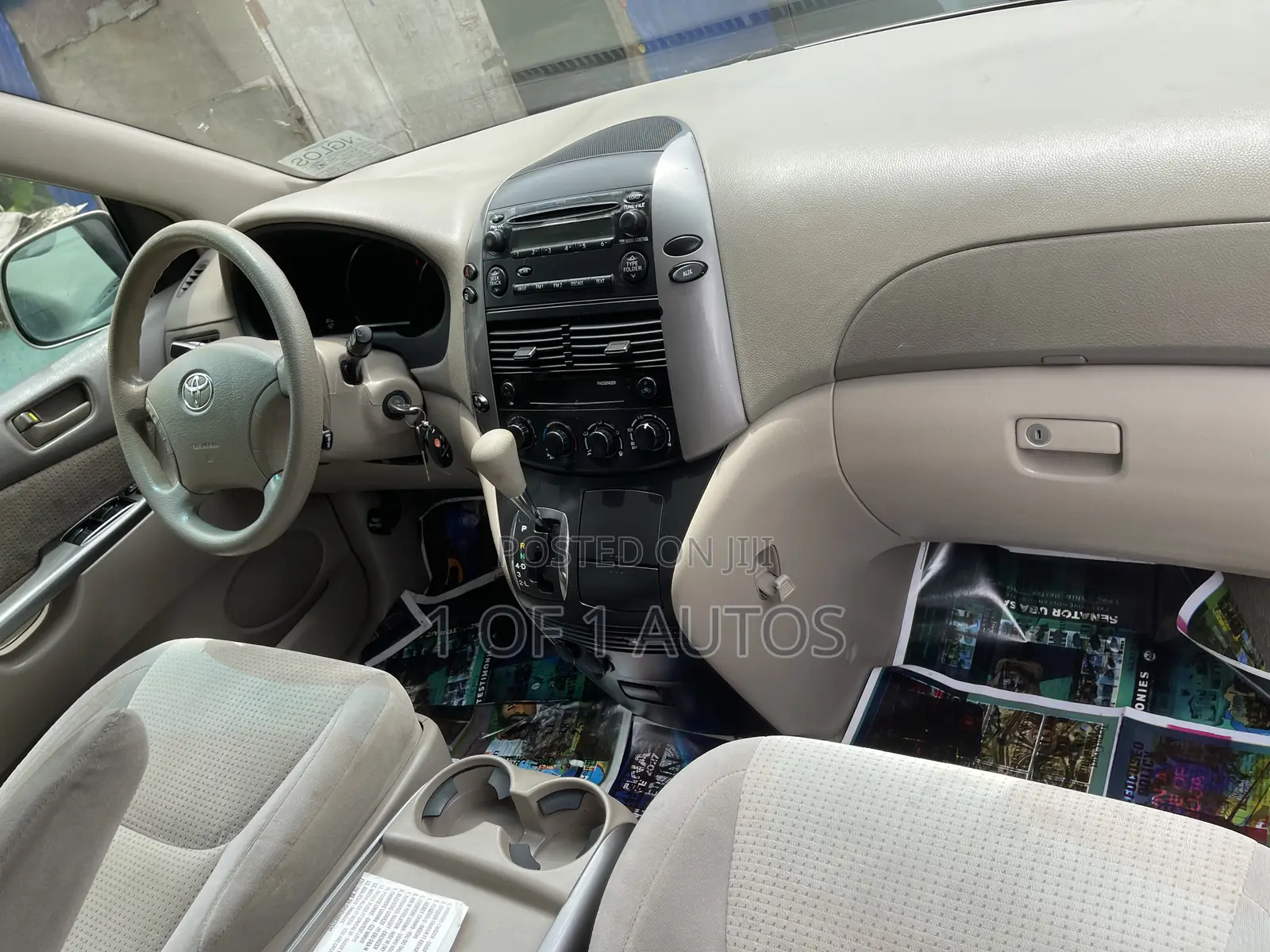 Toyota Sienna LE 4WD 2007 Gold