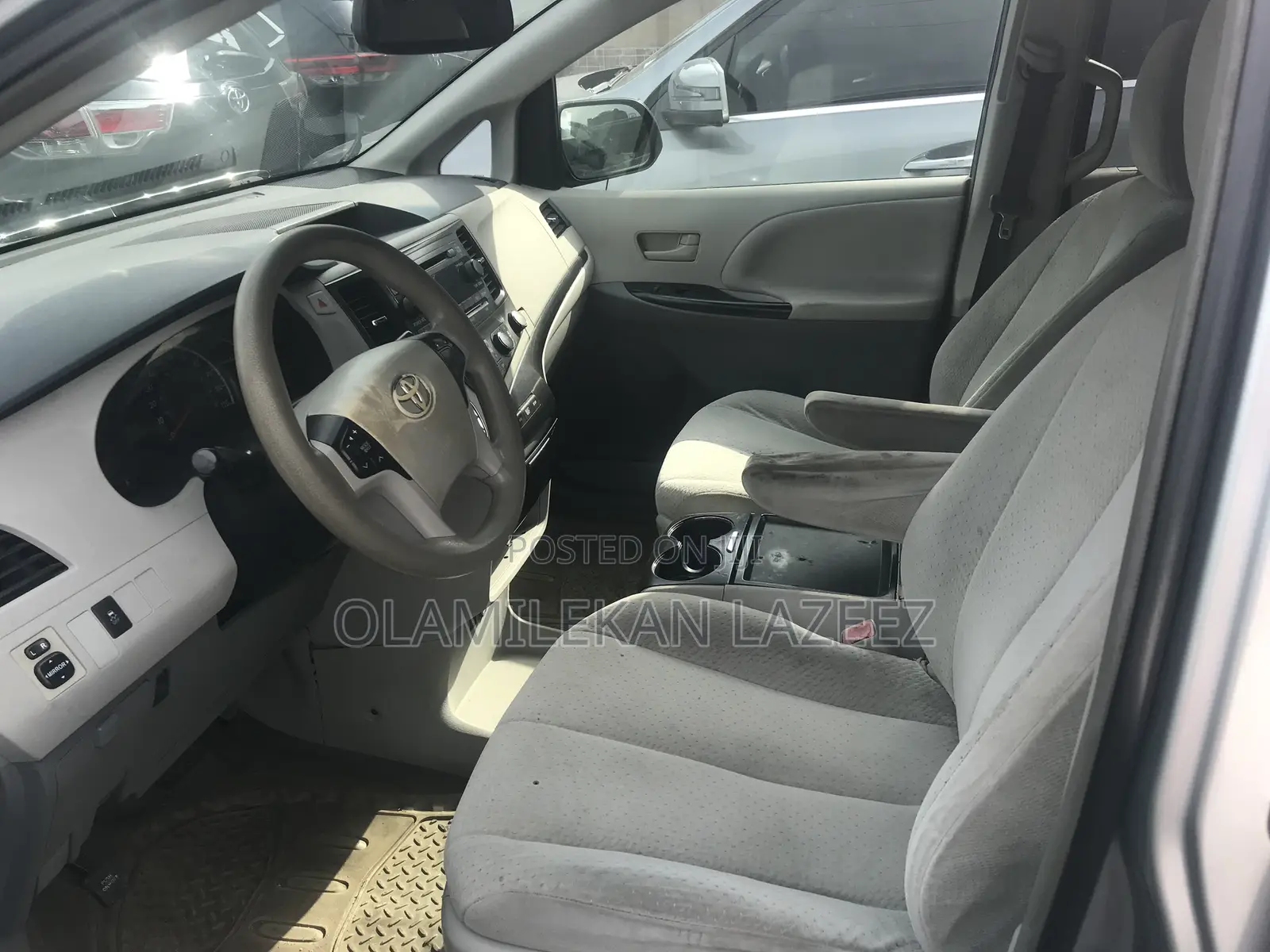 Toyota Sienna 2012 Blue