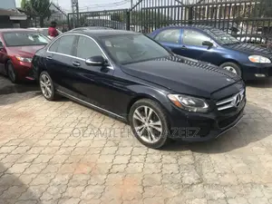 Mercedes-Benz C300 2015 Black