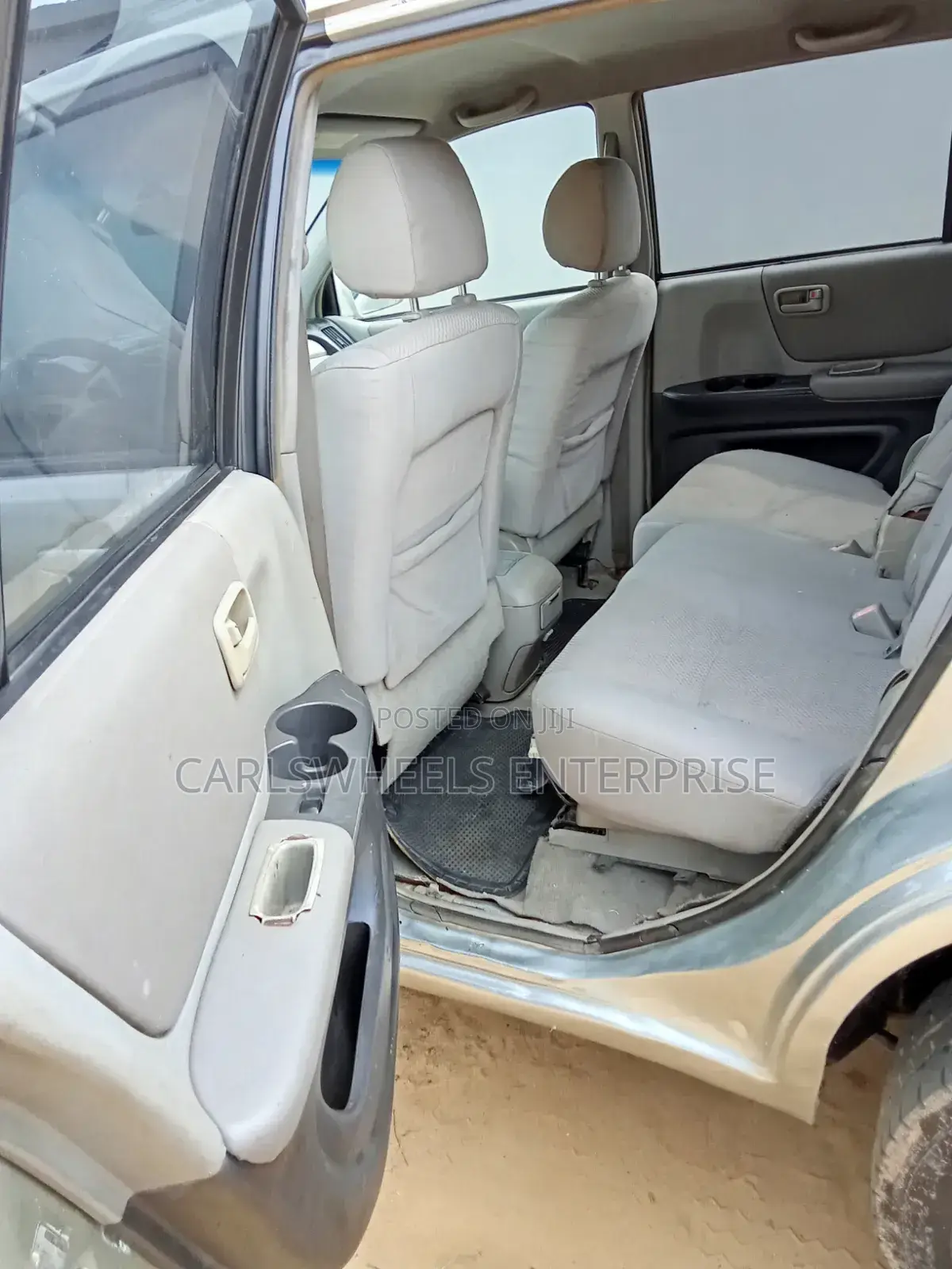 Toyota Highlander 2004 Silver