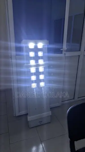 120 Watts Solar Streetlight 12 Eyes