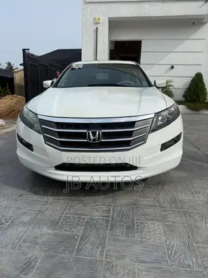 Honda Crosstour 3.5 AWD 2010 White