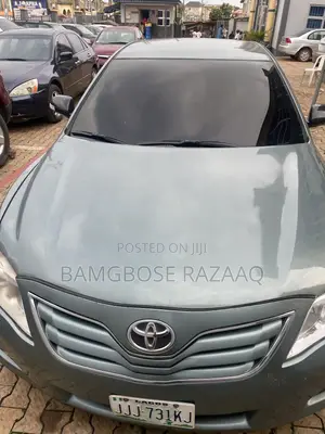 Toyota Camry 2010 Green