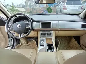 Jaguar XF 2014 White