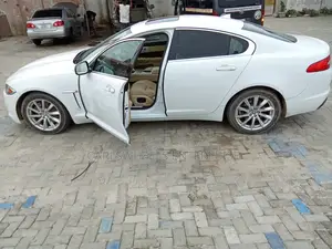 Jaguar XF 2014 White