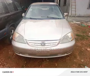 Honda Civic 2001 Gold