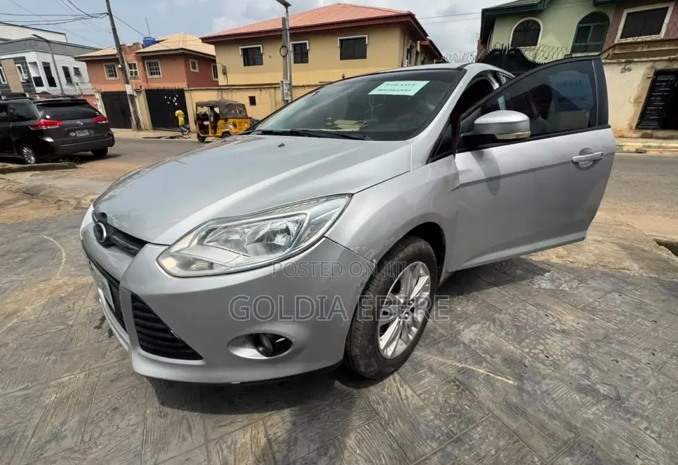 Ford Focus 2014 Silver