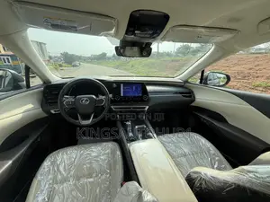Lexus RX 2023 Blue