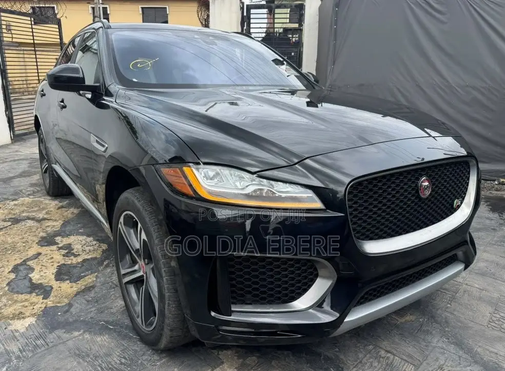 Jaguar F-Pace 2017 Black