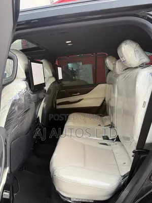 Lexus LX 600 2022 Black