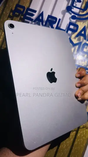Apple iPad Wi-Fi 128 GB Silver