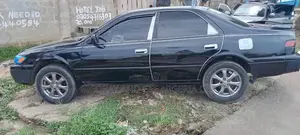 Toyota Camry LE 4dr Sedan (2.2L 4cyl 4A) 2000 Black