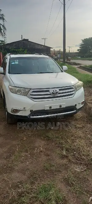 Toyota Highlander 2012 White