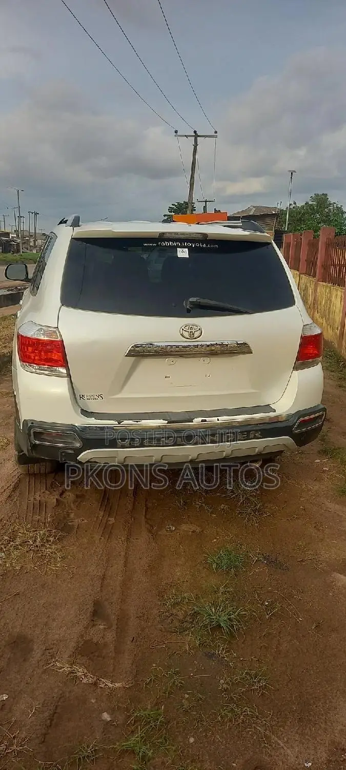 Toyota Highlander 2012 White