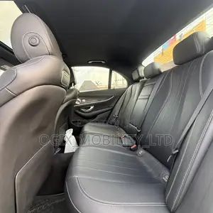 Mercedes-Benz E300 2018 Silver