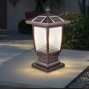Solar Cast Gate Lamp