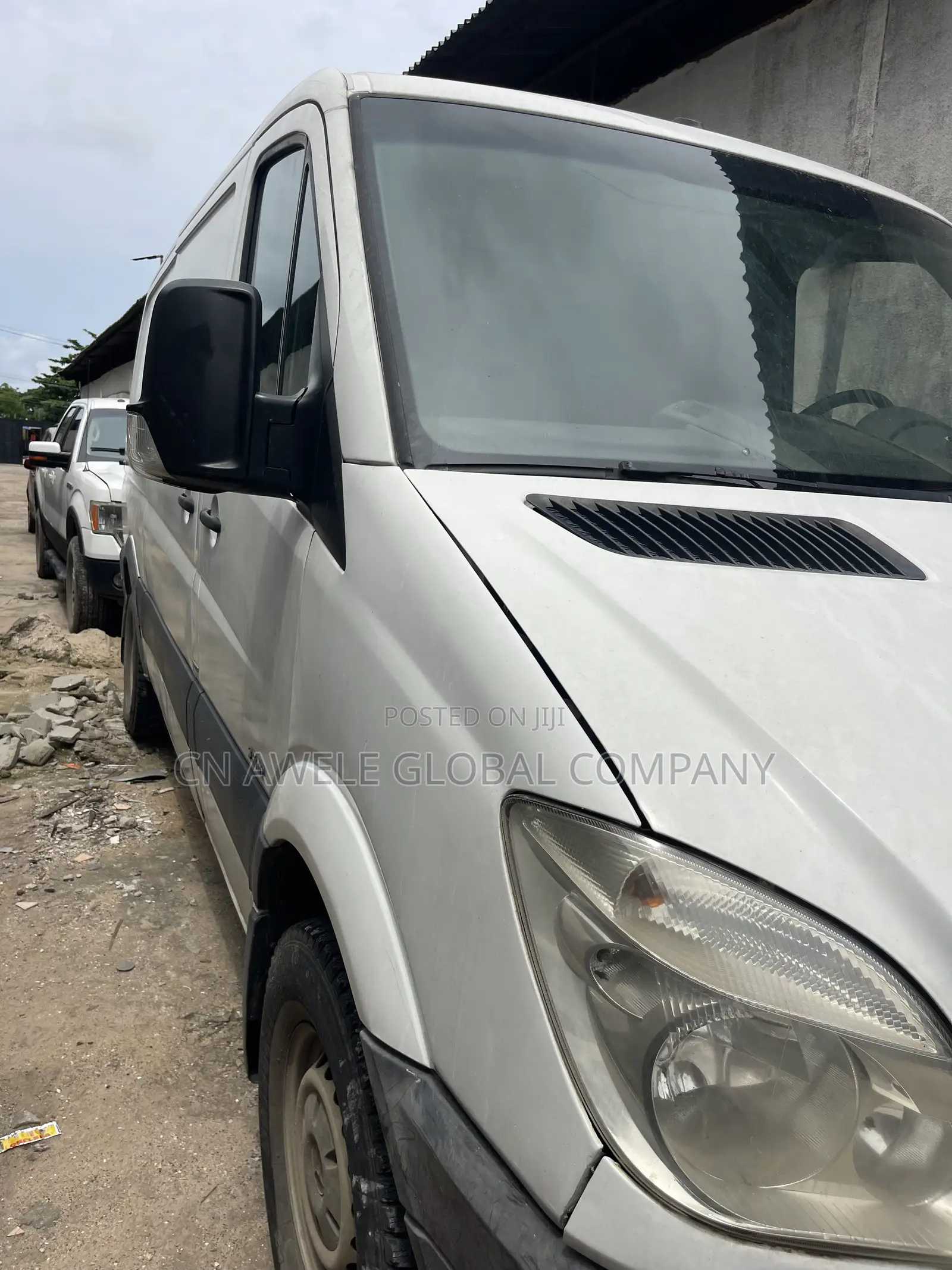 Mercedes-Benz Sprinter 2011 White