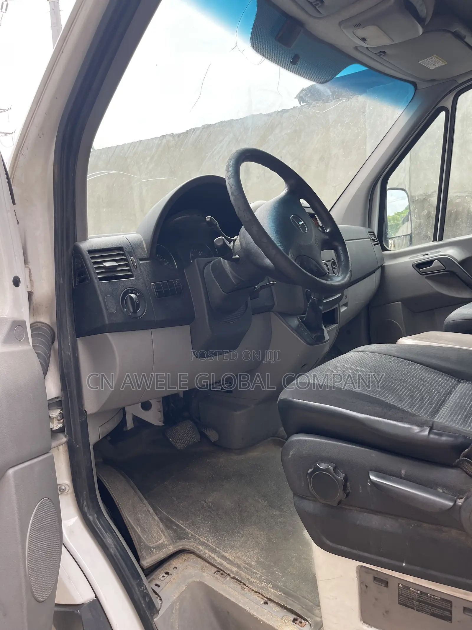 Mercedes-Benz Sprinter 2011 White