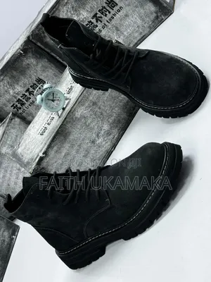 Dr Martens Shoe