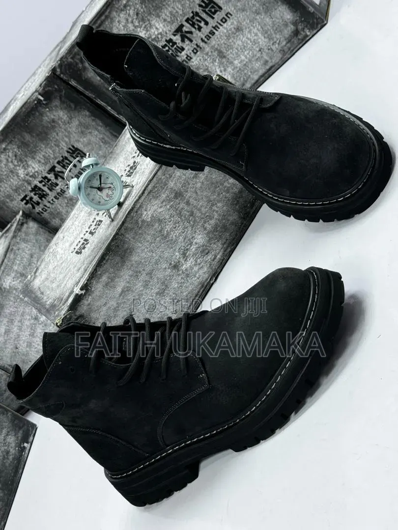 Dr Martens Shoe