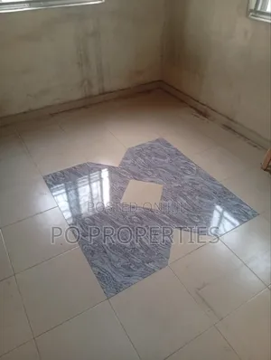 Mini Flat in Off Lawanson for rent