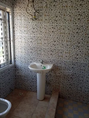 4bdrm Duplex in Oluyole Main Estate for rent