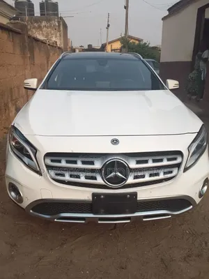 Mercedes-Benz GLA 250 2019 White