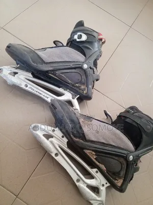 Skating Shoe