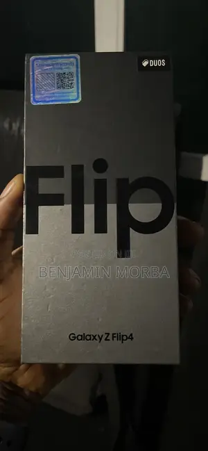 New Samsung Galaxy Z Flip4 256 GB Black