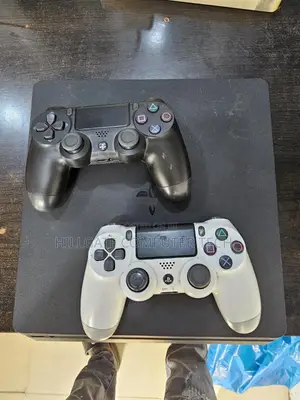 Ps 4 Slim With 2 Pad With 10 Games