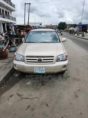 Toyota Highlander 2006 Gold