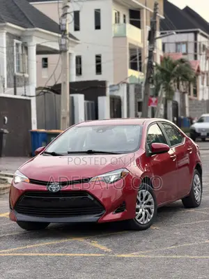Toyota Corolla LE (1.8L 4cyl 2A) 2018 Red