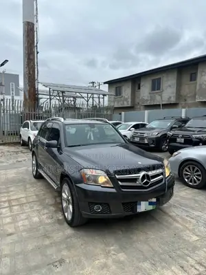 Mercedes-Benz GLK-Class 2010 Gray