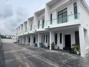 4bdrm Duplex in Lekki Scheme 2 for sale