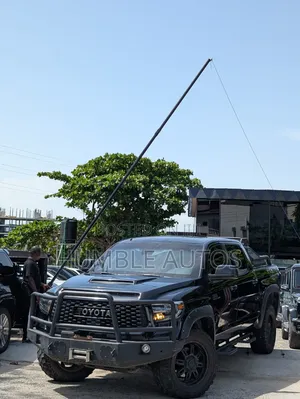 Toyota Tundra 2018 Black