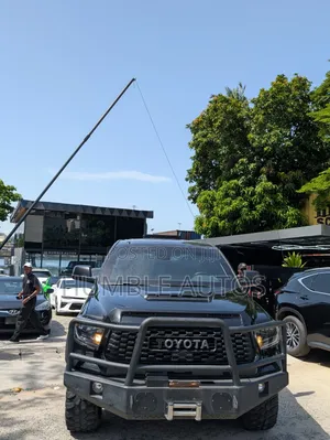 Toyota Tundra 2018 Black