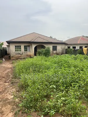 3bdrm Bungalow in Awesu, Igbogbo for sale