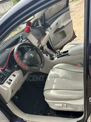 Toyota Venza V6 AWD 2011 Purple