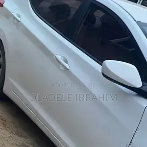 Hyundai Elantra 2015 White