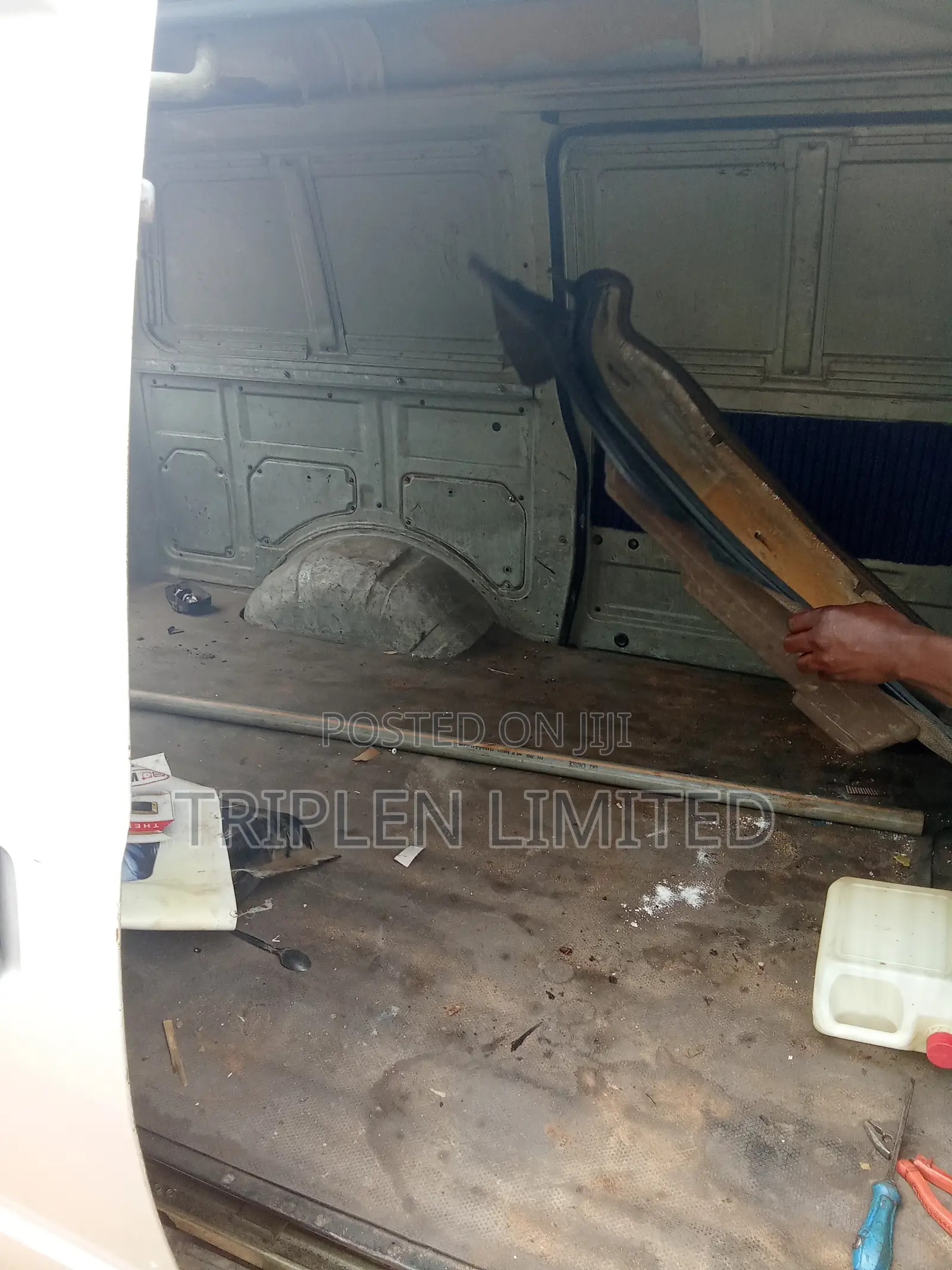 Nissan Vanette 1996 Grey