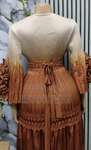 Trendy Midi Dress With Beaded Belt