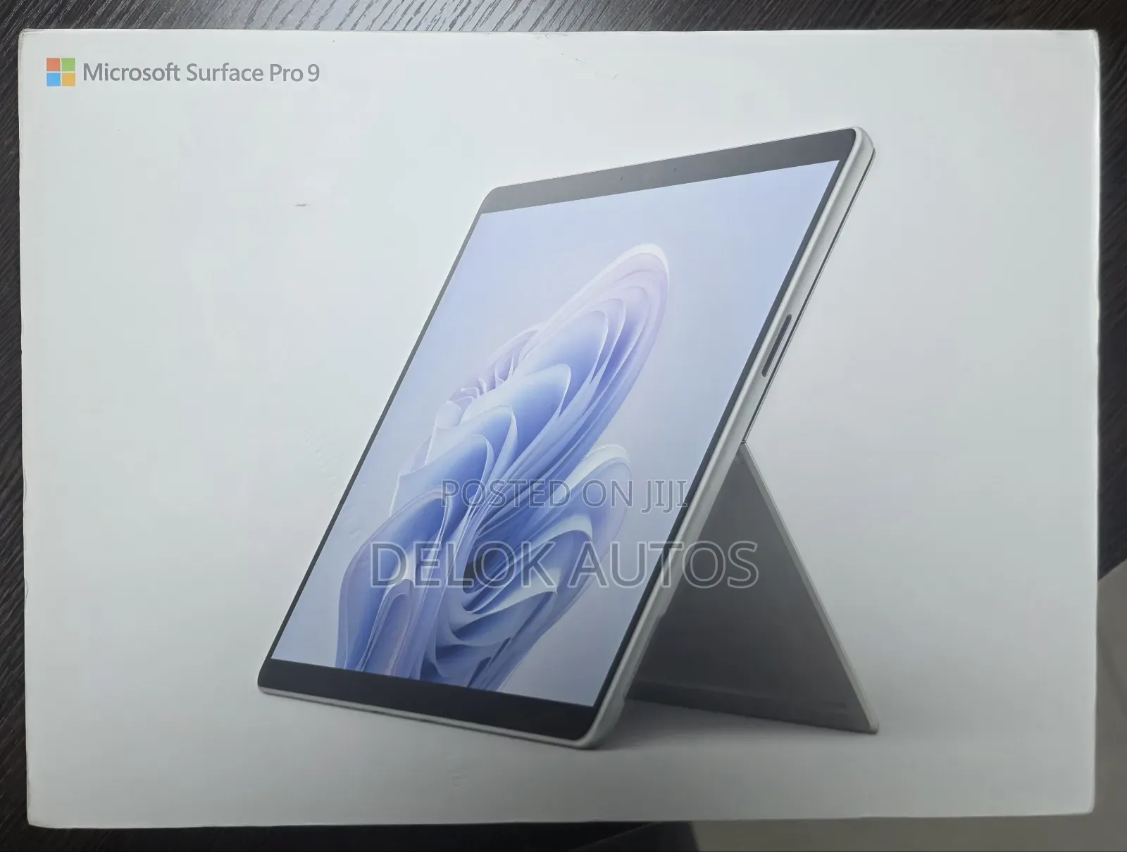 New Laptop Microsoft Surface 16GB Intel Core i7 SSD 256GB